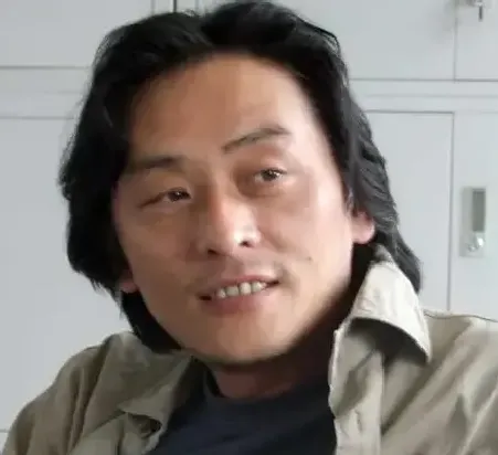 尹刚