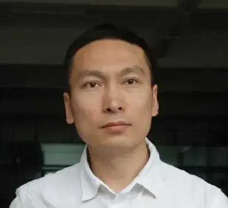 李黎