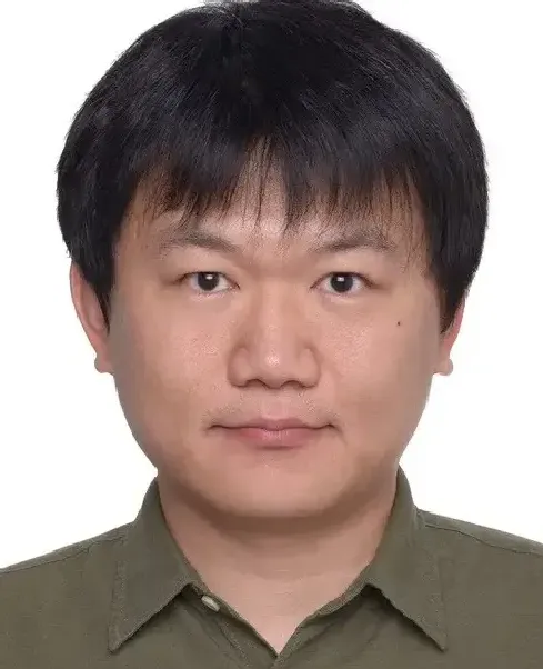范墨