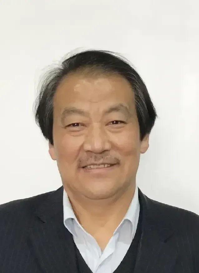 李希勇