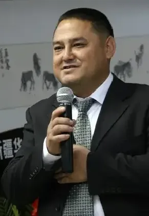 艾力江•买买提