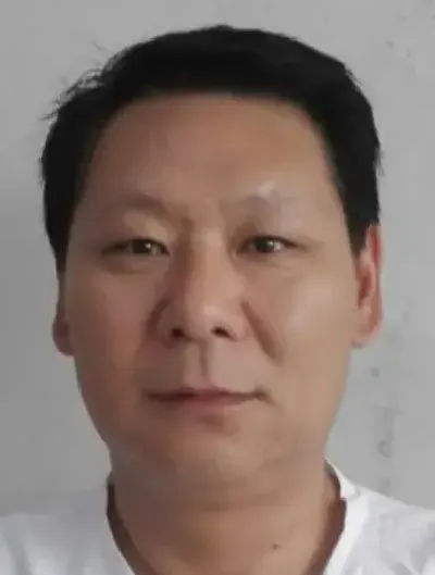 秦英豪
