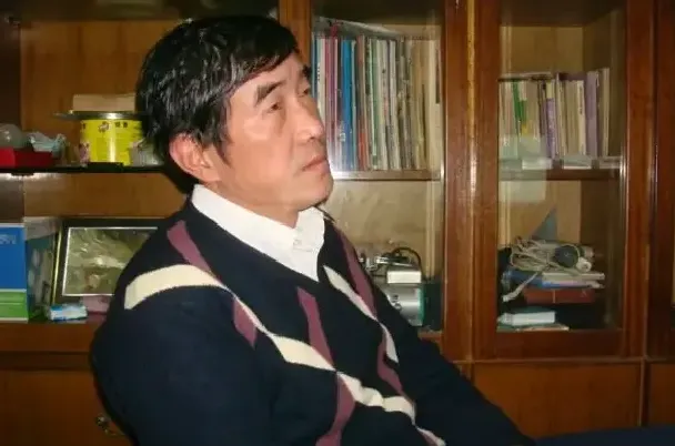 李根宝