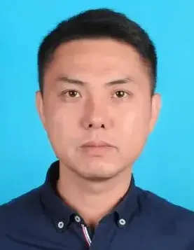 侯瑞