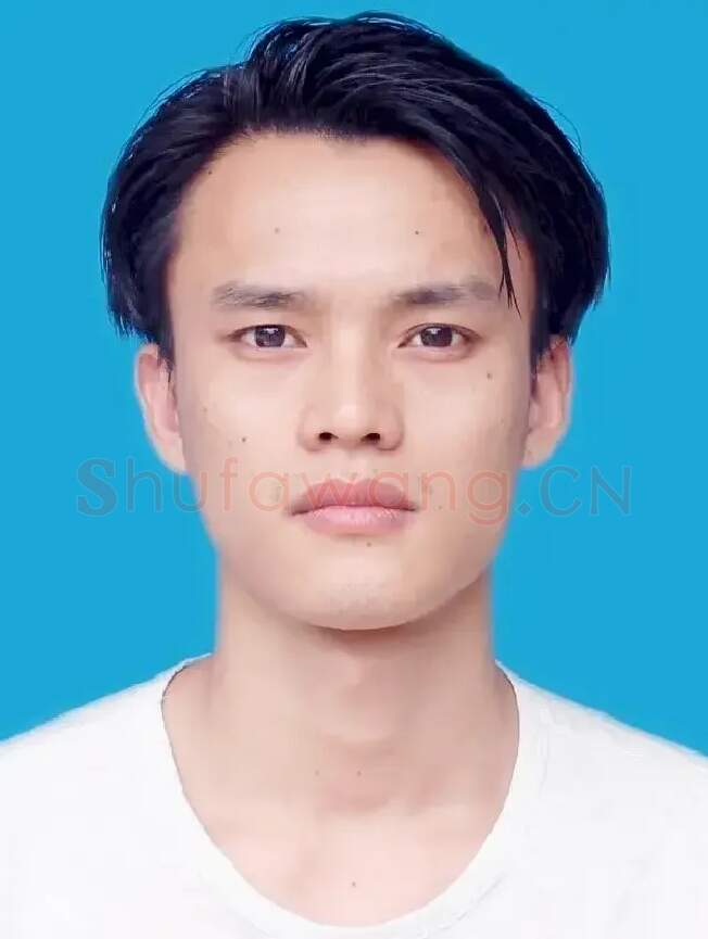 李新赞