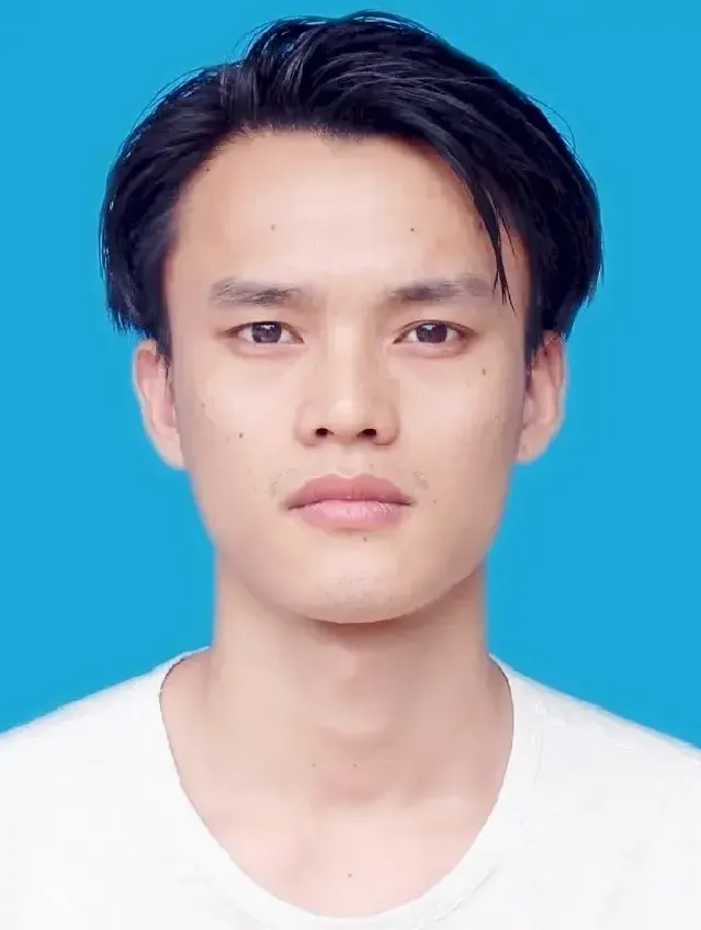 李新赞