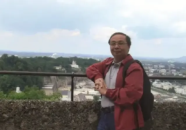 邓子平