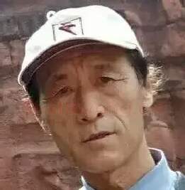 陈国海·画家头像