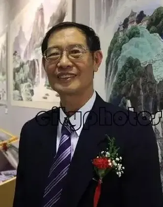 彭石根