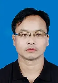 李川