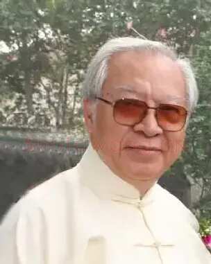 欧豪年