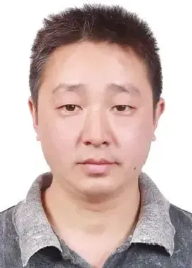 代钰洪