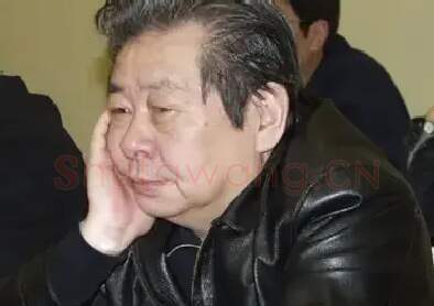 朱乃正