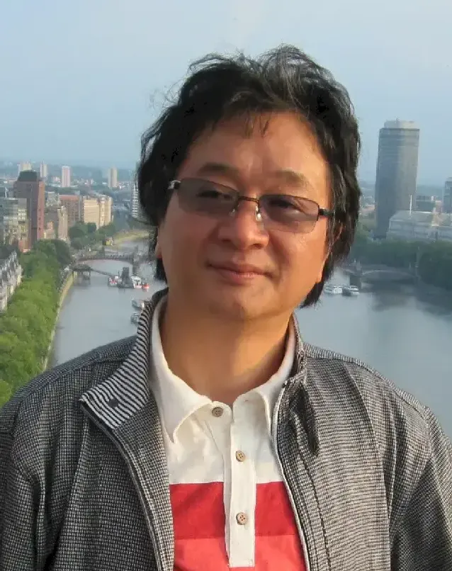 陆越子