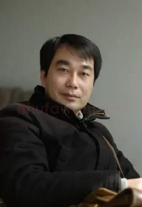 陈雷