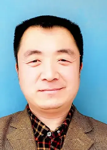 张爱学