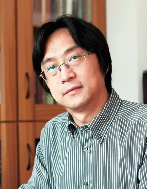 李明