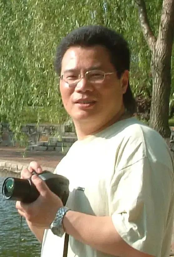 邹勤