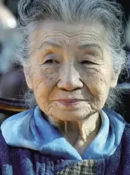 郁风