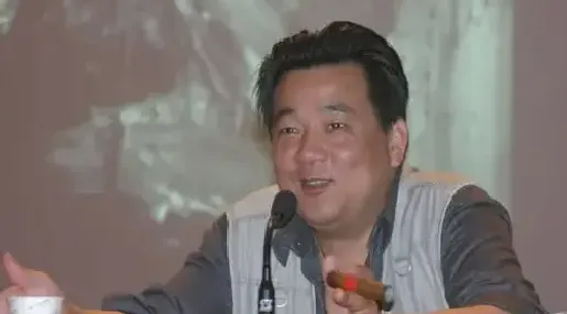 严培明