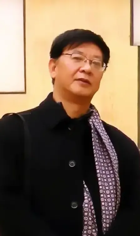 耿春增·个人照