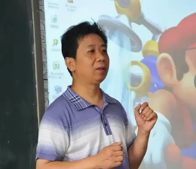 王刚