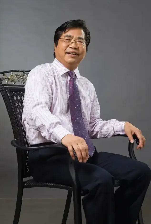 周瑞文