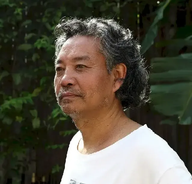 彭本浩