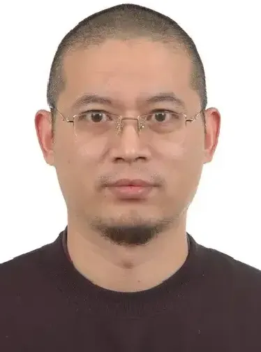 张磊