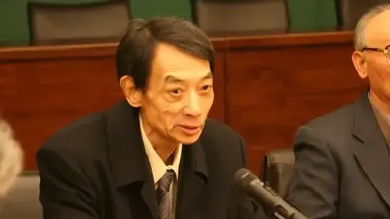 王珑