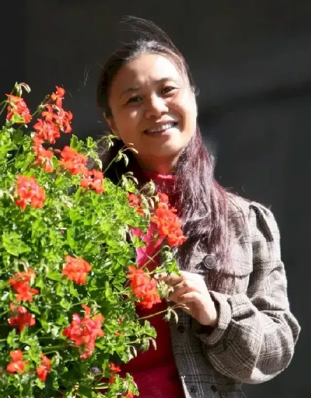 林少芳