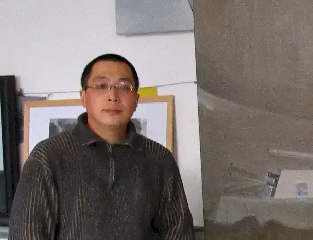 梁智龙