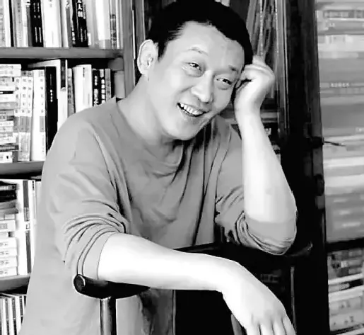 魏广君
