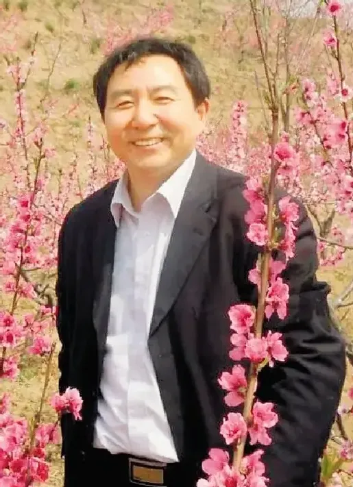 李金峰