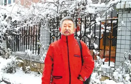 裴士戎