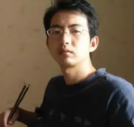 颜成彪