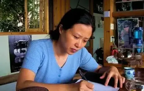 张文霞