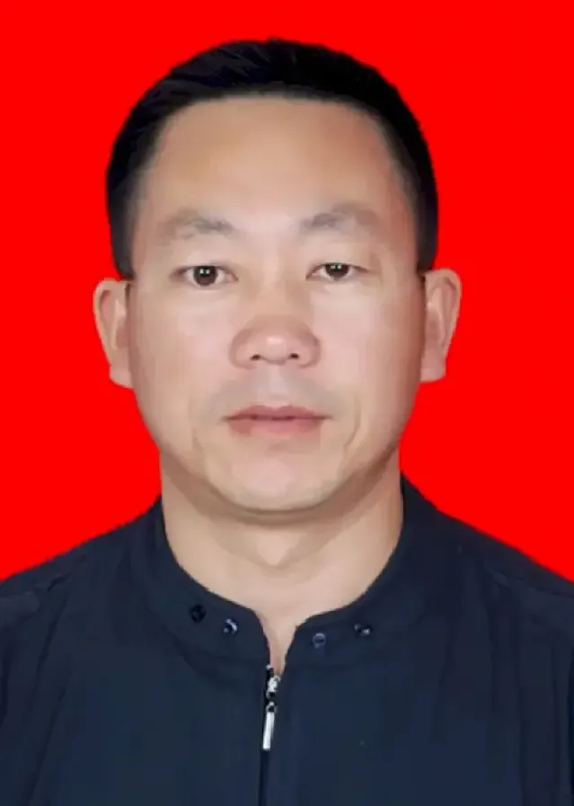 邓广荣