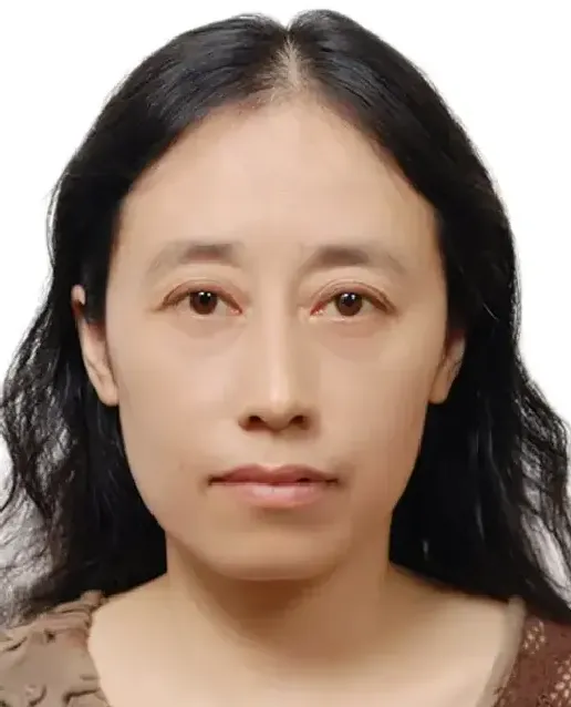 何珏颖