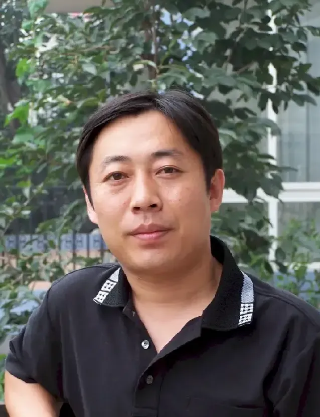 闫志伟