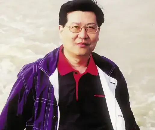 萧平