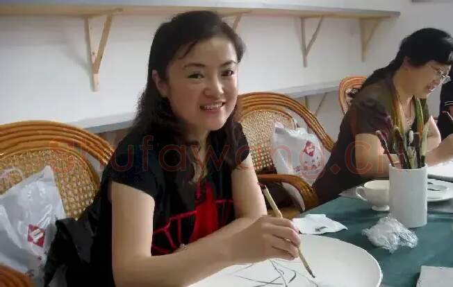 张增丽