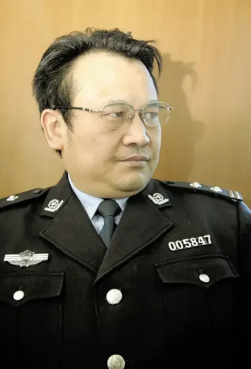 盛洪义