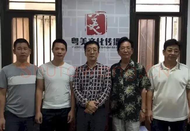 黄裔就·与书画家王文县、黄木雄、林雅东、薛朝标合影