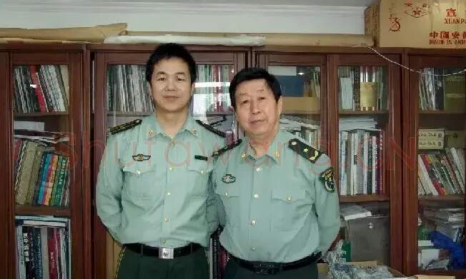 胡智林·与刘大为老师在一起