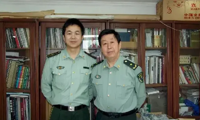 胡智林·与刘大为老师在一起