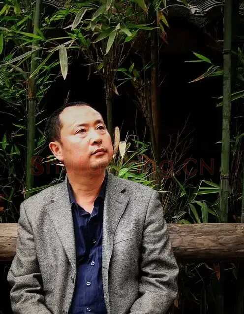 李尤俊