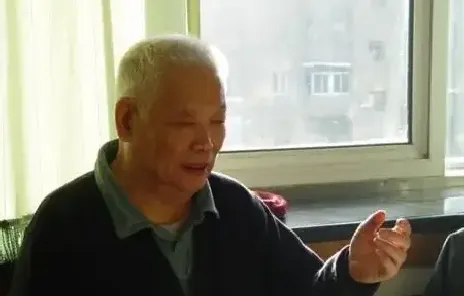 王弘力