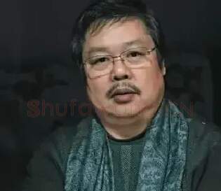 张佩