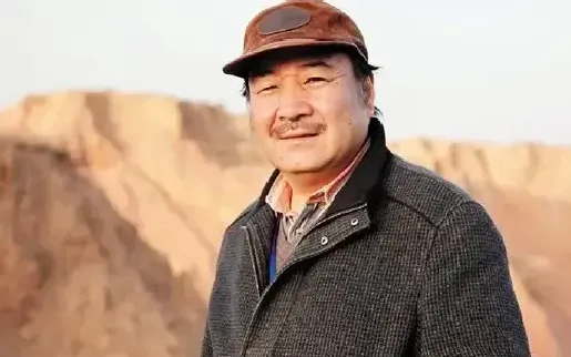 贺荣敏